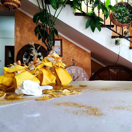 Borgo Patierno Guest House Conca della Campania Bagian luar foto