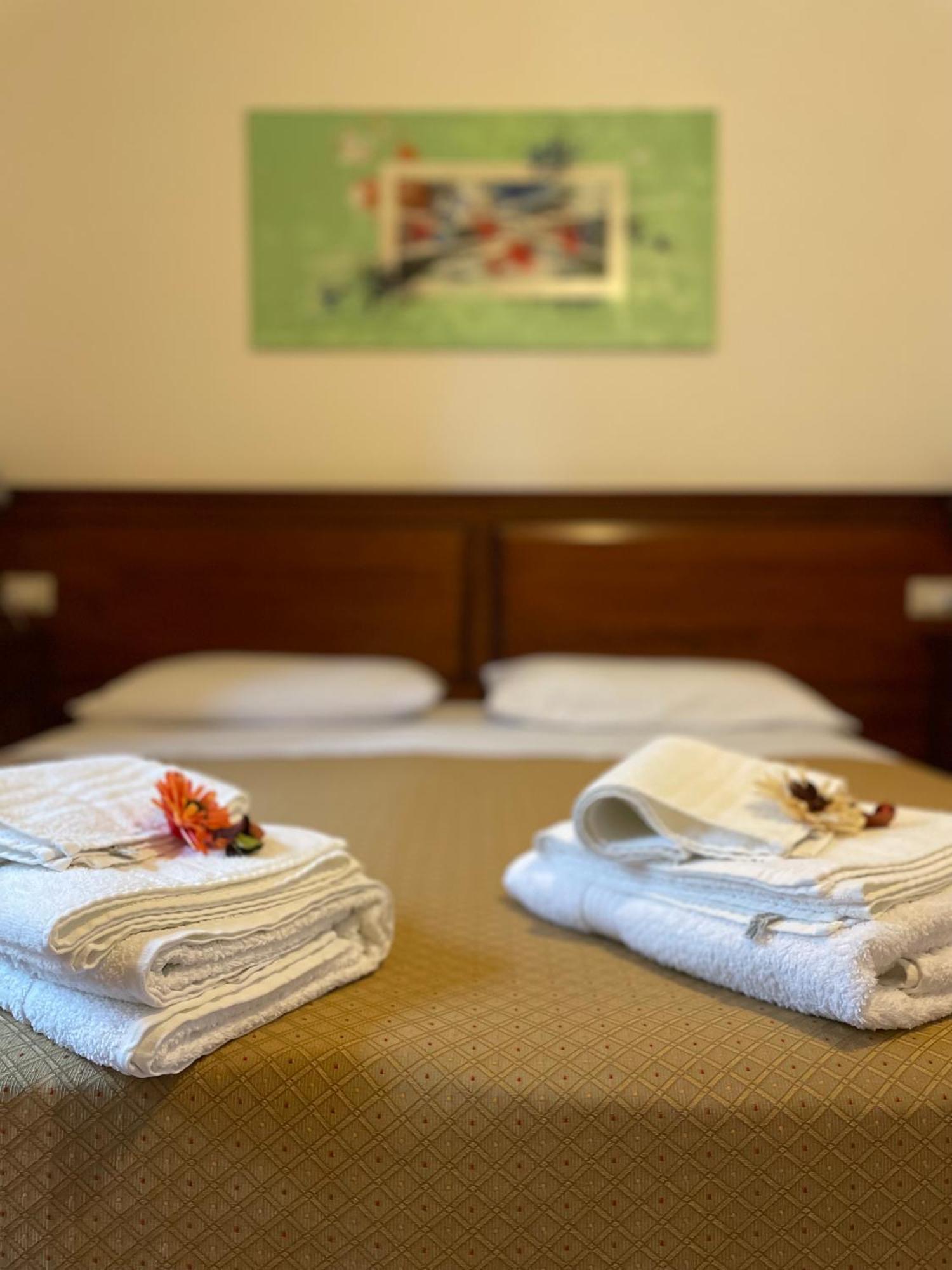 Borgo Patierno Guest House Conca della Campania Ruang foto
