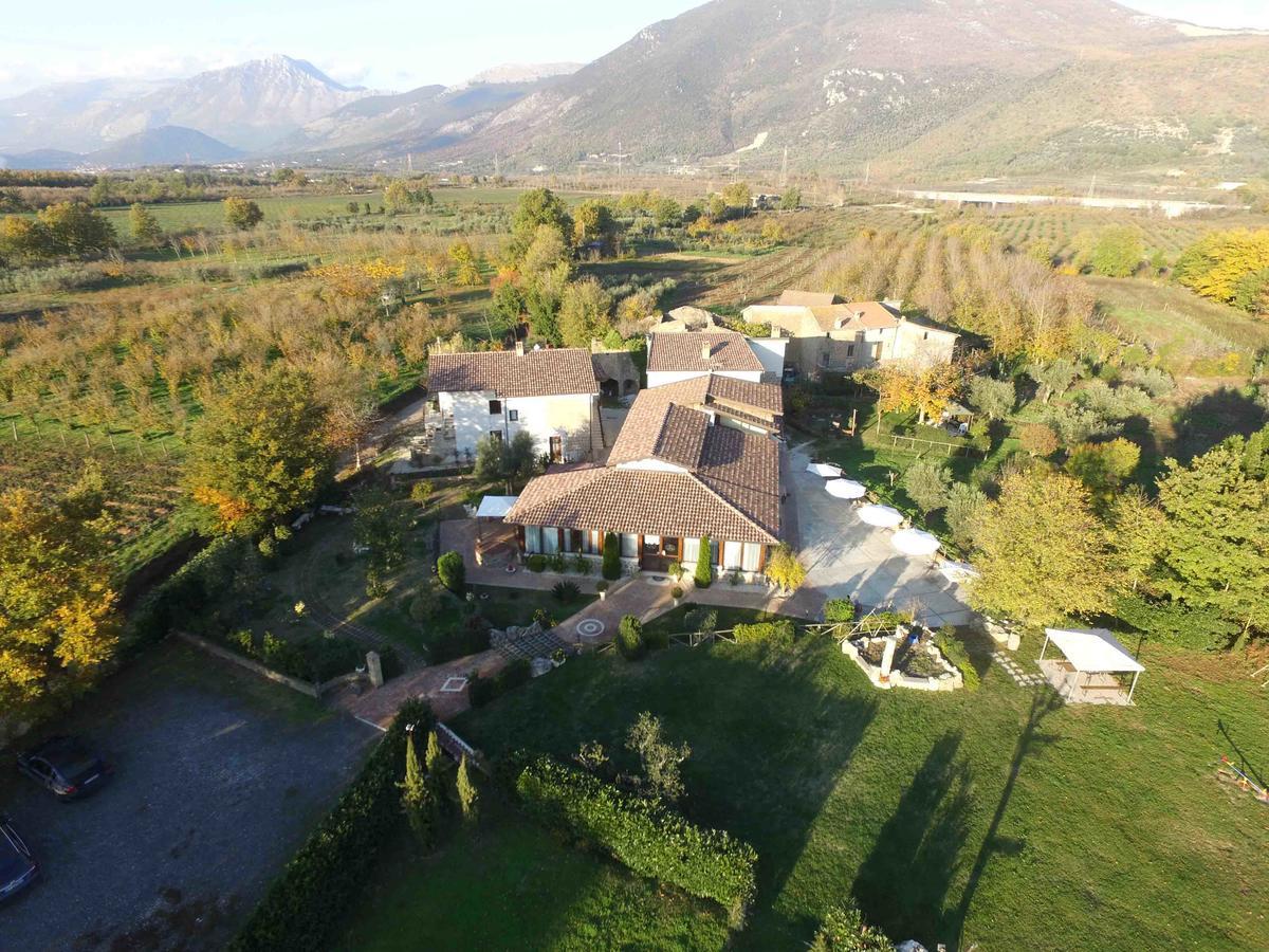 Borgo Patierno Guest House Conca della Campania Bagian luar foto