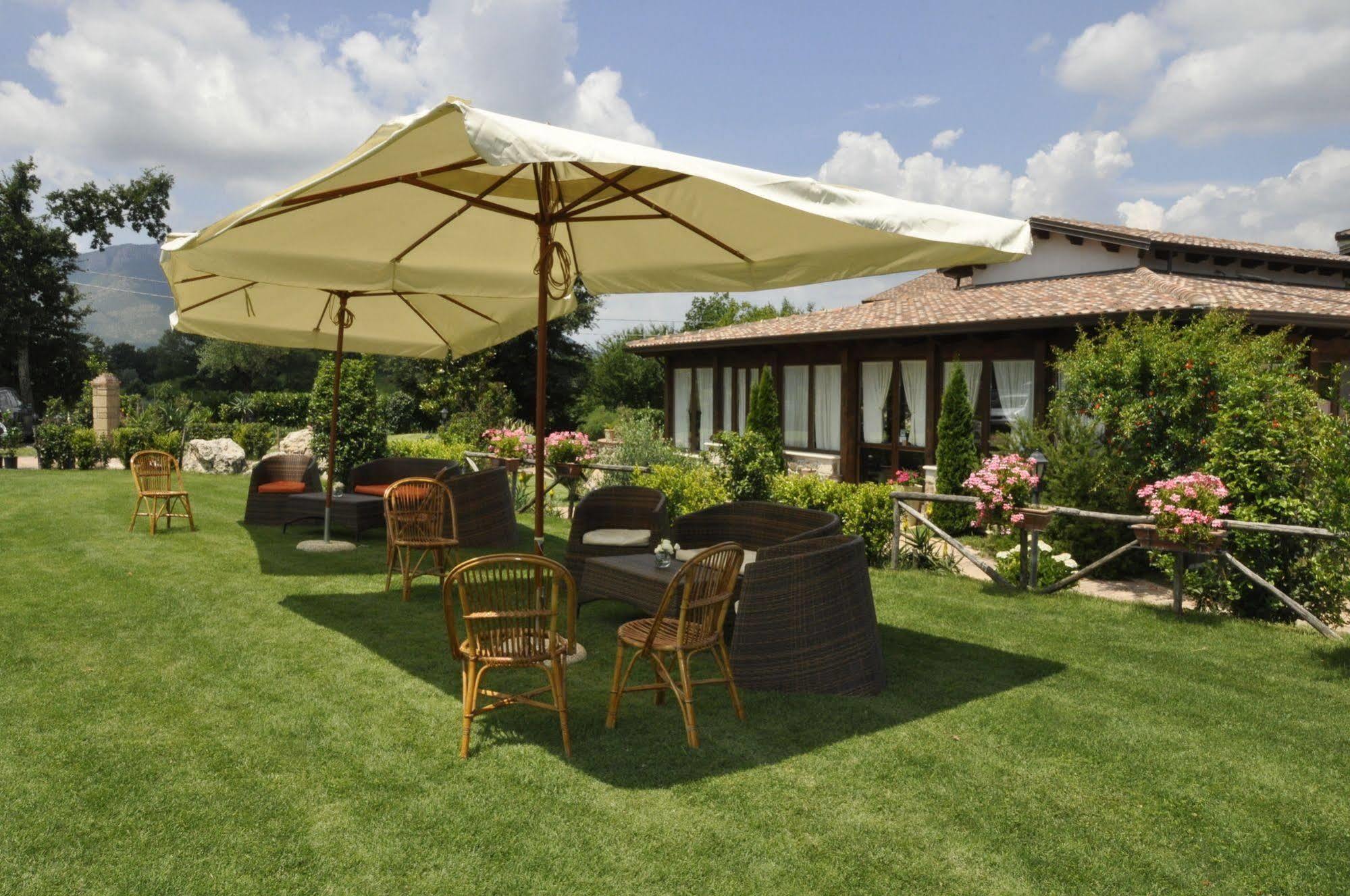Borgo Patierno Guest House Conca della Campania Bagian luar foto